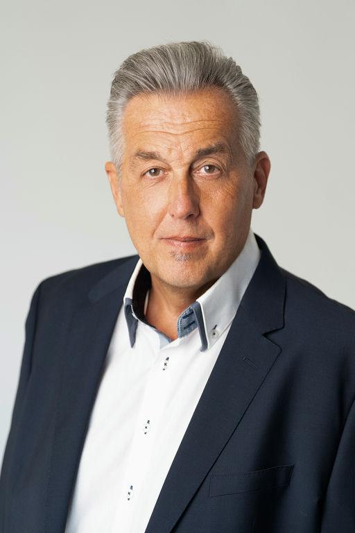 Zoltán Kiss